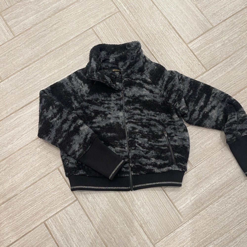 Athleta Tugga Sherpa Cozy Black and Gray Fleece Jacket - Picture 3 of 5